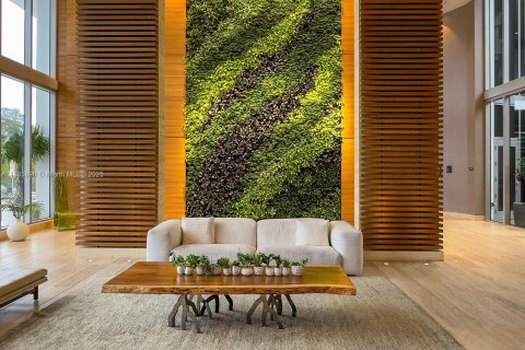 Condo in North Miami Beach, Florida, 2 bedrooms  № 2022364 - photo 26