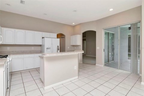 House in Apollo Beach, Florida 4 bedrooms, 182.92 sq.m. № 1841974 - photo 24