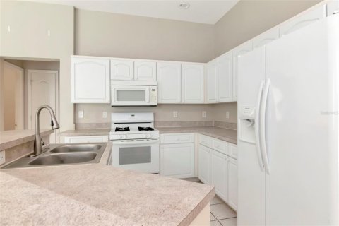House in Apollo Beach, Florida 4 bedrooms, 182.92 sq.m. № 1841974 - photo 21