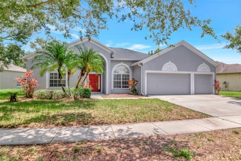 House in Apollo Beach, Florida 4 bedrooms, 182.92 sq.m. № 1841974 - photo 3