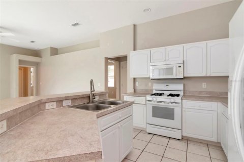 House in Apollo Beach, Florida 4 bedrooms, 182.92 sq.m. № 1841974 - photo 22