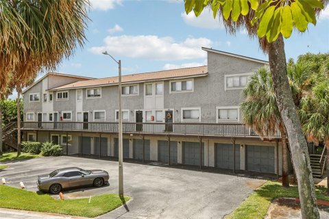 Copropriété à vendre à Tampa, Floride: 2 chambres, 117.06 m2 № 1909323 - photo 7