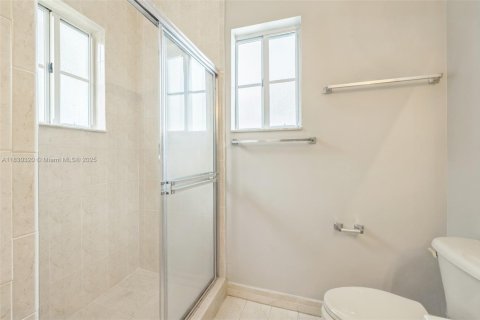 Casa en venta en Homestead, Florida, 5 dormitorios, 201.6 m2 № 1807826 - foto 7