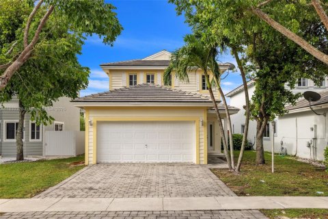 Casa en venta en Homestead, Florida, 5 dormitorios, 201.6 m2 № 1807826 - foto 1