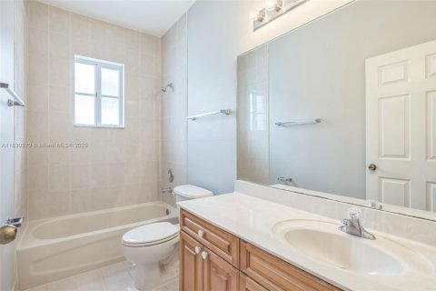 Casa en venta en Homestead, Florida, 5 dormitorios, 201.6 m2 № 1807826 - foto 26