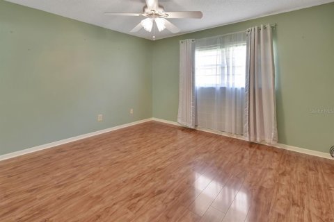 Condo in DeLand, Florida, 2 bedrooms  № 1540769 - photo 11