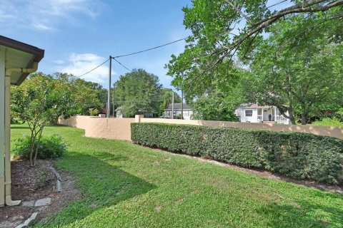 Condo in DeLand, Florida, 2 bedrooms  № 1540769 - photo 19
