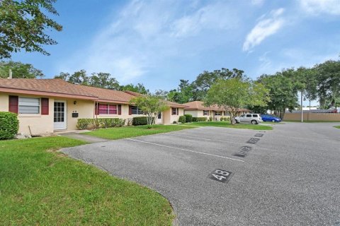 Condo in DeLand, Florida, 2 bedrooms  № 1540769 - photo 24