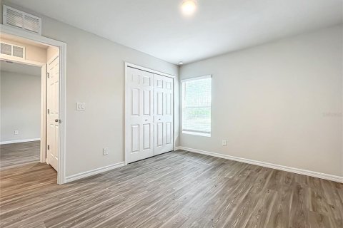 House in Port Charlotte, Florida 4 bedrooms, 150.22 sq.m. № 1857728 - photo 11