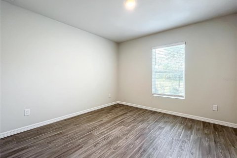 House in Port Charlotte, Florida 4 bedrooms, 150.22 sq.m. № 1857728 - photo 12