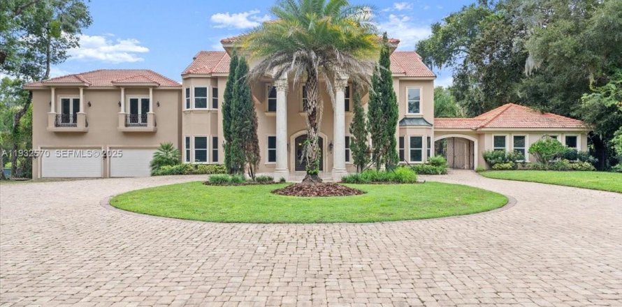 Дом в Ормонд-Бич, Флорида 6 спален № 1990995