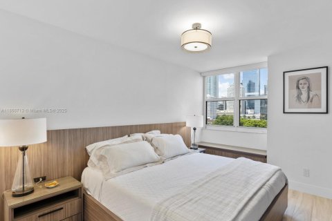 Купить кондоминиум в Майами, Флорида 2 спальни, 98.94м2, № 2175661 - фото 15