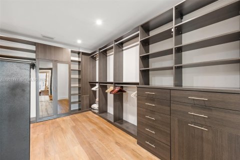 Купить виллу или дом в Майами-Бич, Флорида 4 спальни, 280.19м2, № 2082734 - фото 10