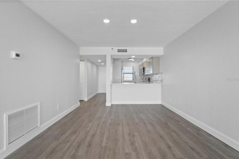 Condominio en venta en Englewood, Florida, 2 dormitorios, 113.53 m2 № 2299692 - foto 16