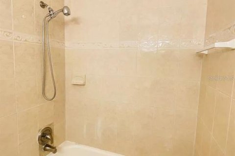 Copropriété à louer à Orlando, Floride: 1 chambre, 52.03 m2 № 2385643 - photo 9