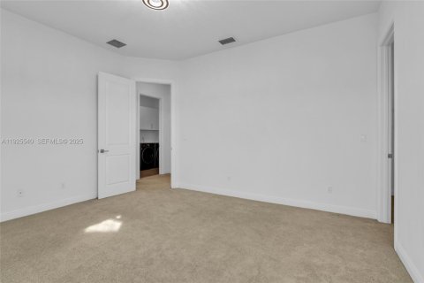 Casa en venta en Parkland, Florida, 5 dormitorios, 395.3 m2 № 1984197 - foto 24