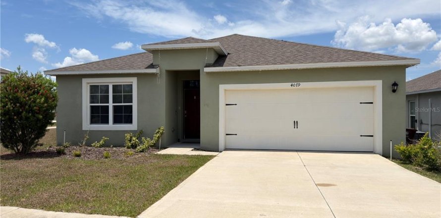 House in Haines City, Florida 4 bedrooms, 169.83 sq.m. № 2105041