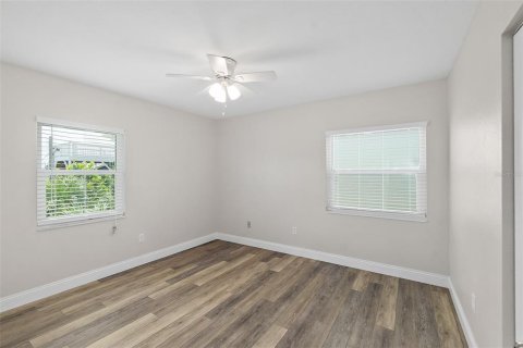 Commercial property in Flagler Beach, Florida 6 bedrooms, 364.55 sq.m. № 1847321 - photo 28