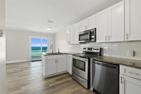 Commercial property in Flagler Beach, Florida 6 bedrooms, 364.55 sq.m. № 1847321 - photo 22