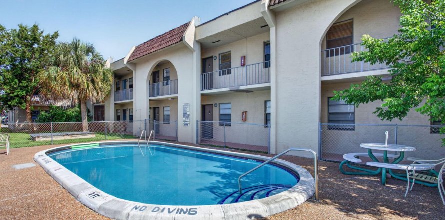 Apartamento en Lighthouse Point, Florida 1 dormitorio, 1608.05 m2 № 2191591