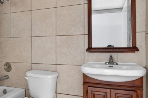 Apartamento en alquiler en Lighthouse Point, Florida, 1 dormitorio, 1608.05 m2 № 2191591 - foto 14