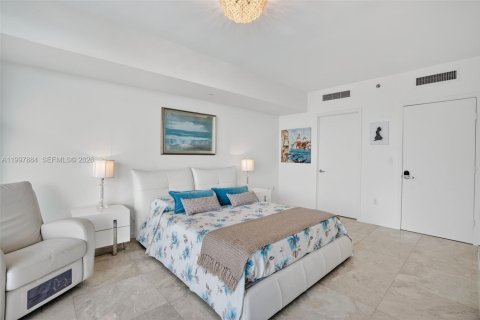 Copropriété à louer à Miami, Floride: 1 chambre, 91.42 m2 № 2063331 - photo 14