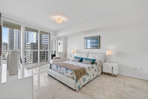 Copropriété à louer à Miami, Floride: 1 chambre, 91.42 m2 № 2063331 - photo 12