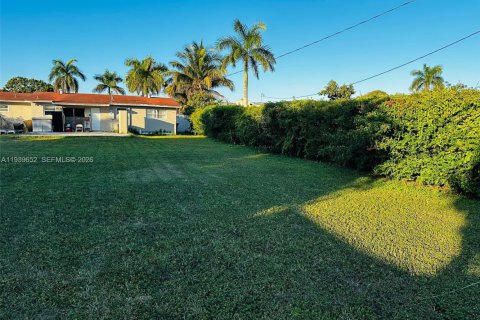 Casa en venta en Homestead, Florida, 4 dormitorios, 116.13 m2 № 1997013 - foto 6