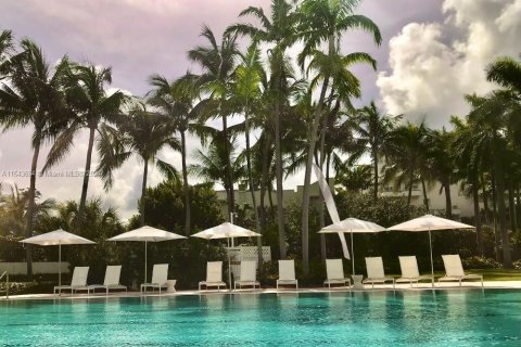 Condominio en venta en Miami Beach, Florida, 1 dormitorio, 61.32 m2 № 1980219 - foto 8