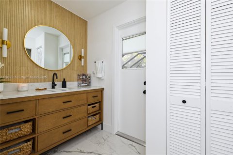 Villa ou maison à vendre à Coral Springs, Floride: 4 chambres, 212.93 m2 № 2081763 - photo 21