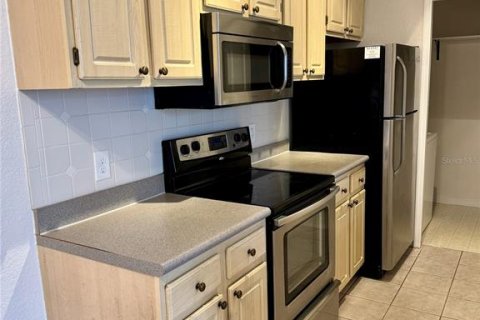 Condo in Maitland, Florida, 1 bedroom  № 1912788 - photo 8