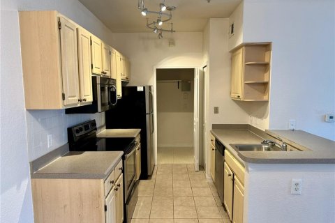 Condo in Maitland, Florida, 1 bedroom  № 1912788 - photo 7