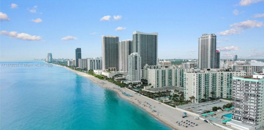 Condo in Hollywood, Florida, 1 bedroom  № 1981109