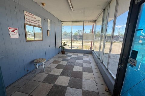 Propiedad comercial en venta en Orlando, Florida, 220.09 m2 № 2344932 - foto 2