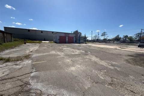 Propiedad comercial en venta en Orlando, Florida, 220.09 m2 № 2344932 - foto 5