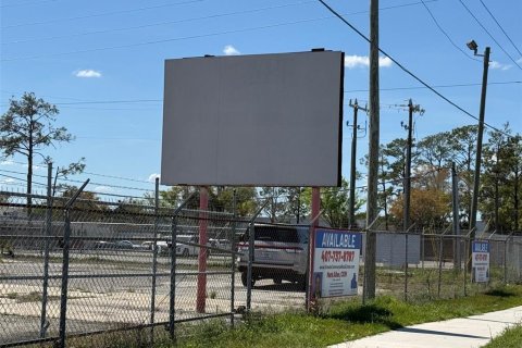 Propiedad comercial en venta en Orlando, Florida, 220.09 m2 № 2344932 - foto 13
