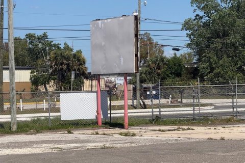 Propiedad comercial en venta en Orlando, Florida, 220.09 m2 № 2344932 - foto 23