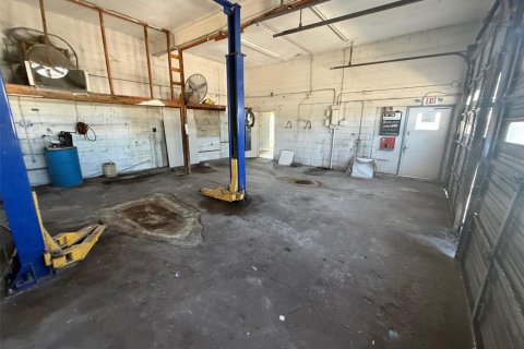 Propiedad comercial en venta en Orlando, Florida, 220.09 m2 № 2344932 - foto 3