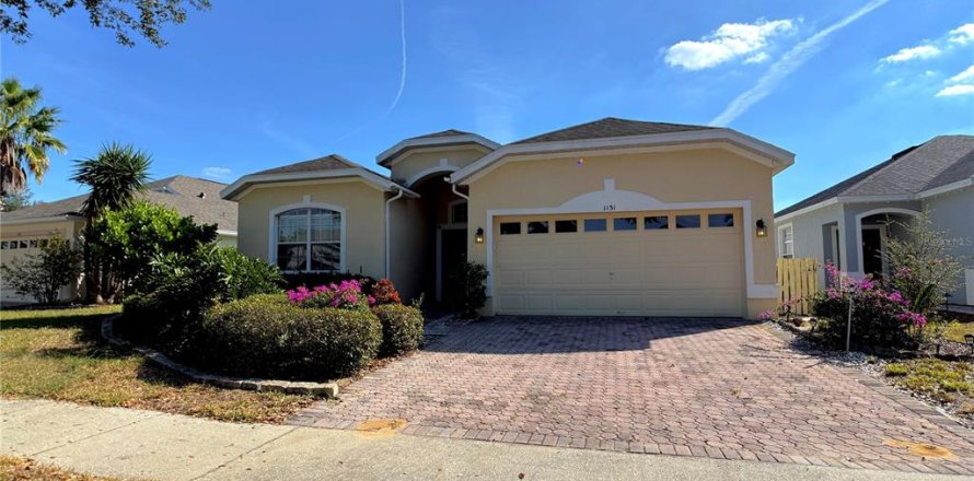 House in Davenport, Florida 4 bedrooms, 178.28 sq.m. № 2237225