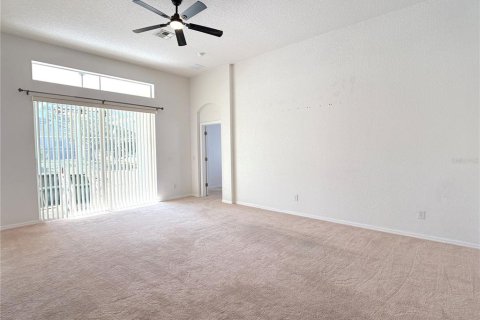 House in Davenport, Florida 4 bedrooms, 178.28 sq.m. № 2237225 - photo 8