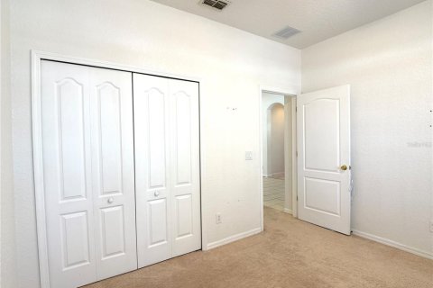 House in Davenport, Florida 4 bedrooms, 178.28 sq.m. № 2237225 - photo 15
