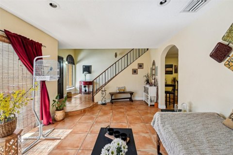 Купить таунхаус в Майами, Флорида 3 спальни, 168.62м2, № 2005426 - фото 16