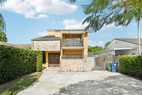 Таунхаус в Майами, Флорида 3 спальни, 168.62м2 № 2005426