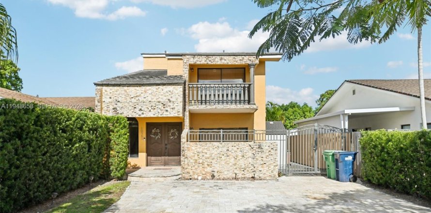 Таунхаус в Майами, Флорида 3 спальни, 168.62м2 № 2005426