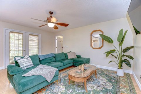 Immobilier commercial à vendre à Bradenton, Floride: 352.1 m2 № 1717081 - photo 23