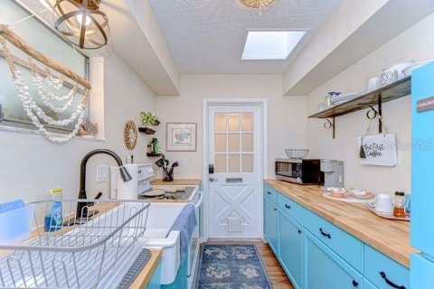 Immobilier commercial à vendre à Bradenton, Floride: 352.1 m2 № 1717081 - photo 11