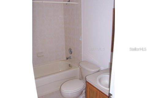 Condo in Tarpon Springs, Florida, 2 bedrooms  № 1817326 - photo 9