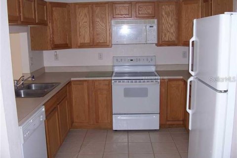 Condo in Tarpon Springs, Florida, 2 bedrooms  № 1817326 - photo 4