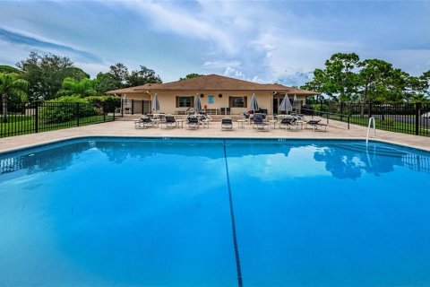 Condo in Tarpon Springs, Florida, 2 bedrooms  № 1817326 - photo 14