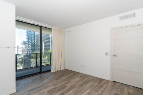 Condo in Miami, Florida, 3 bedrooms № 2080992 - photo 22